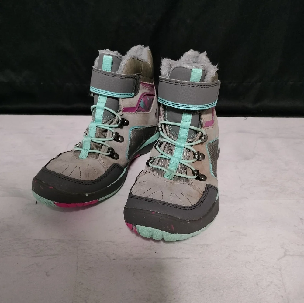 Merrell Select Dry Gray, Pink & Aqua Winter Boots YouthGirls Sz 4M Youth Hiking
